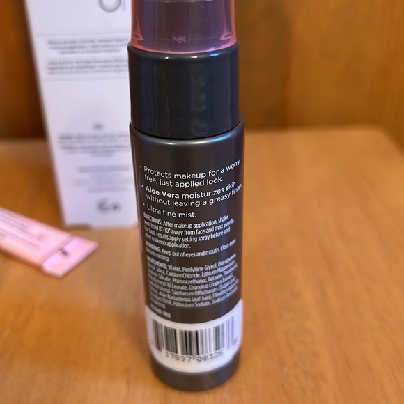 NIB Bundle of Primers - Picture 4 of 5